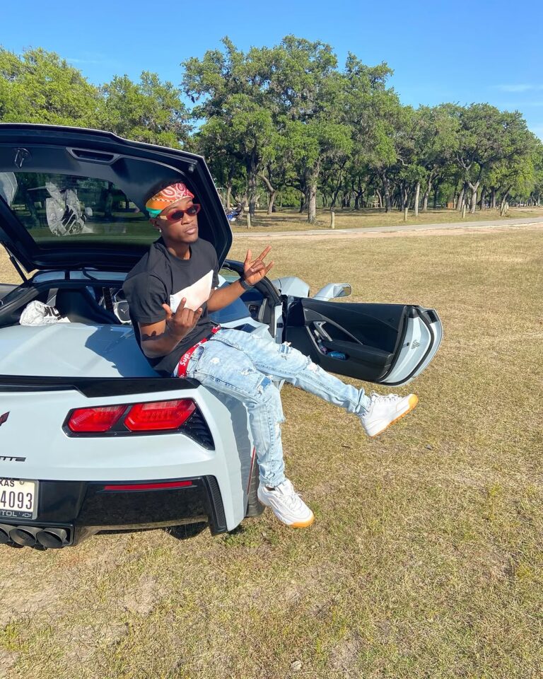 dotmanofficial_0f1774479c03459b89e9a67a4700c115