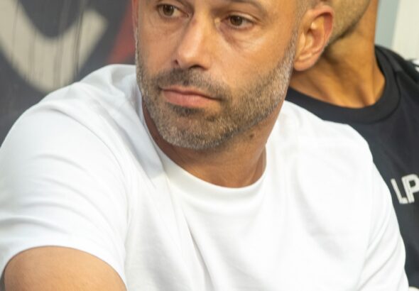 17761953902311673026797243971722