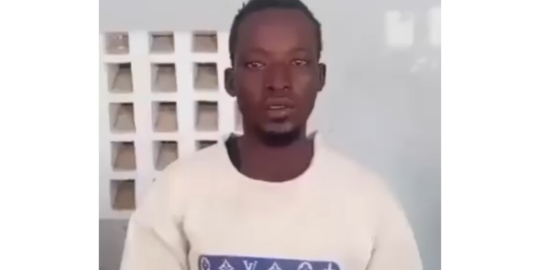 1000729323