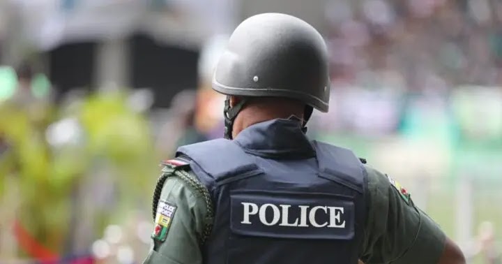 2994